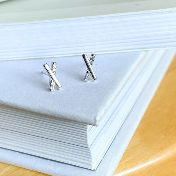 SILVER CRISS CROSS STUDS - Picture 2 of 8